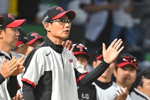ヨム・ギョンヨプ監督
