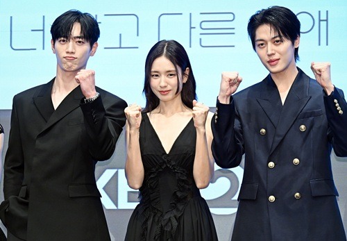 ソ・ガンジュン、アン・ウンジン、イ・ジュアン