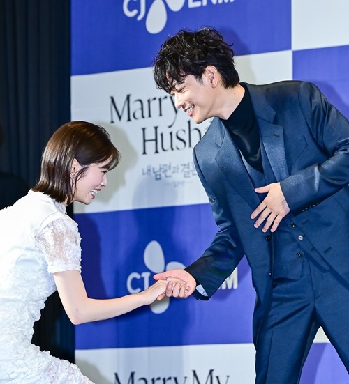 小芝風花、佐藤健