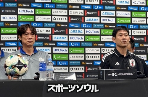 ホン・ミョンボ監督、森保一監督