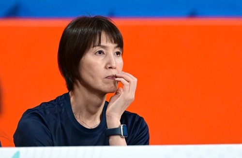 吉原知子監督