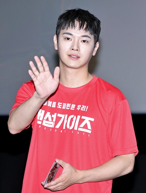 チャン・ドンジュ