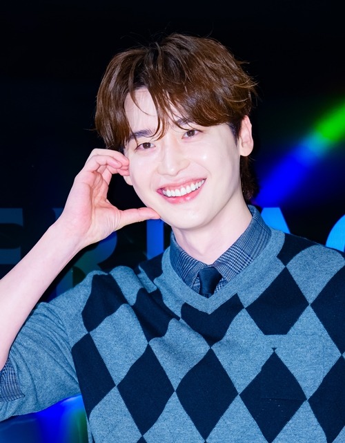 イ・ジョンソク