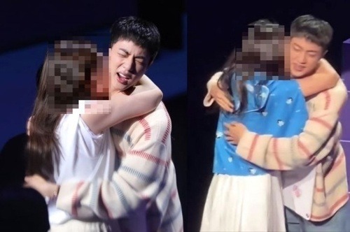 JINにキスをする日本人女性