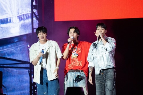 JIN、J-HOPE、JUNG KOOK