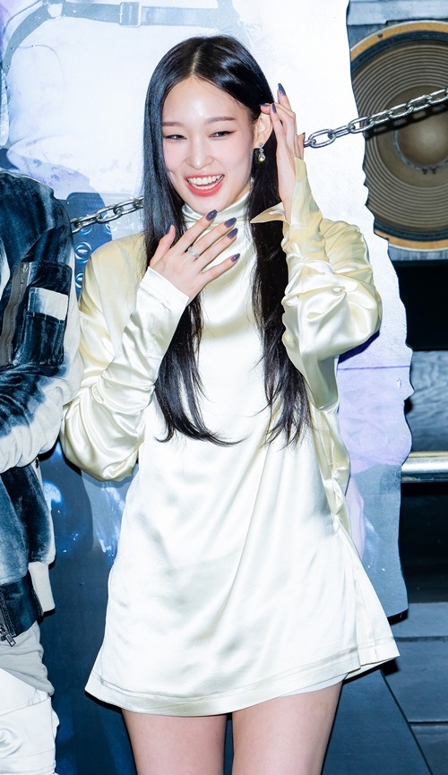 ALLDAY PROJECT・アニー