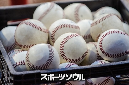 野球ボール