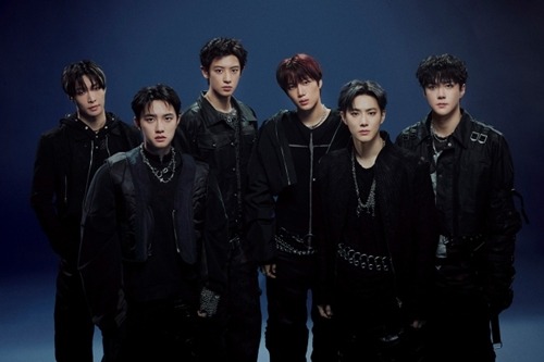 EXO