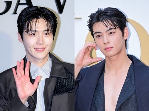 キム・ソンホ（左）とチャウヌ