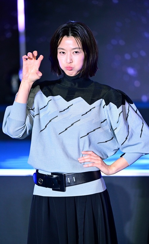 チョン・ジヒョン