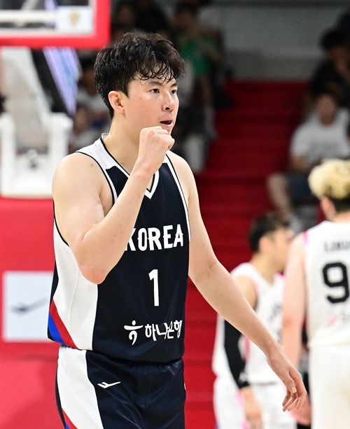 イ・ヒョンジュン