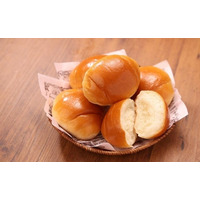 【ローソンストア100・4月の新商品】家計を応援！朝食の定番「ロールパン」をおいしさそのまま値下げリニューアル　端午の節句を彩る「かしわ餅」や初夏先取りの「冷し麺」など順次発売